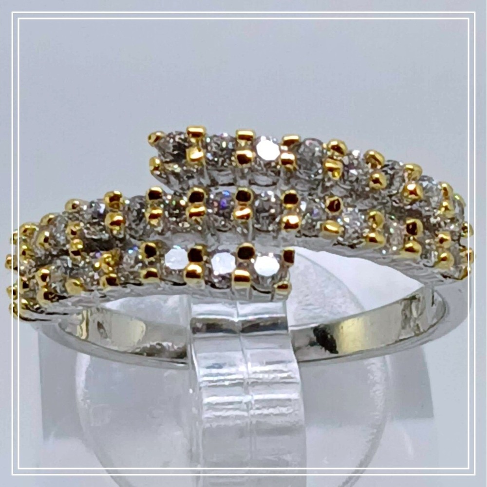 Elegant Vintage White‎ Yellow Gold Plated Cocktail Sim Diamond CZ Ring Size 9